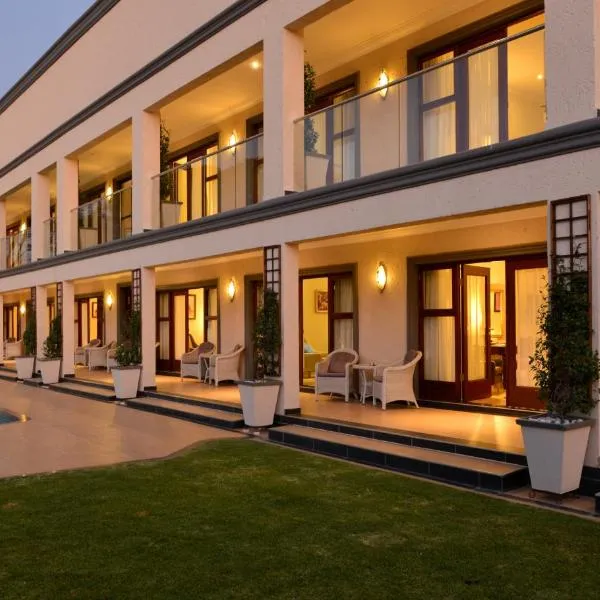 जोहांसबर्ग में, होटल Inn and Out Plus Craighall