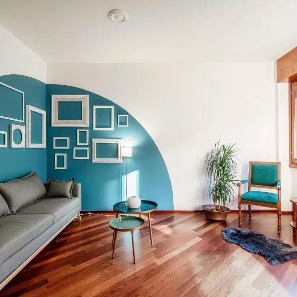 Blue Mood - by MyHomeInComo – hotel w mieście Cernobbio
