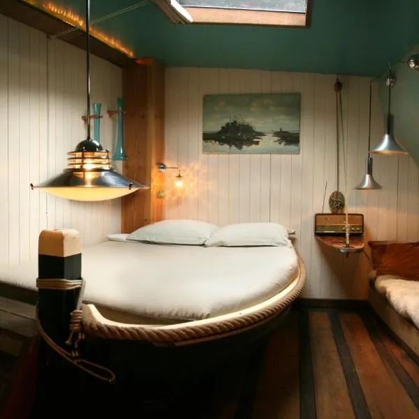 Boat 'Opoe Sientje', hotel v destinaci Nijmegen