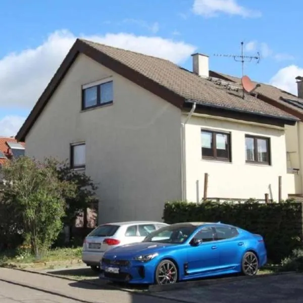 5 Zimmer Appartement in ruhiger Lage nähe Heilbronn, hotel en Züttlingen