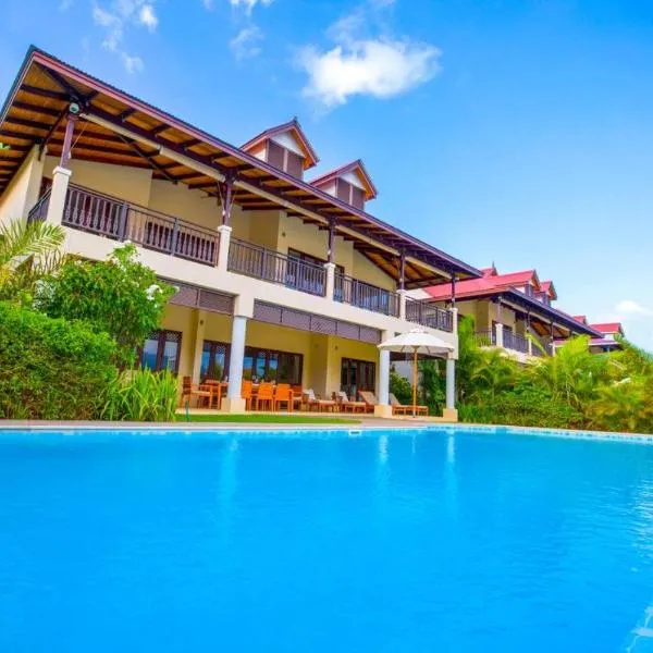 Eden Island Luxury Villa with Private Pool, hotel in Eden Island
