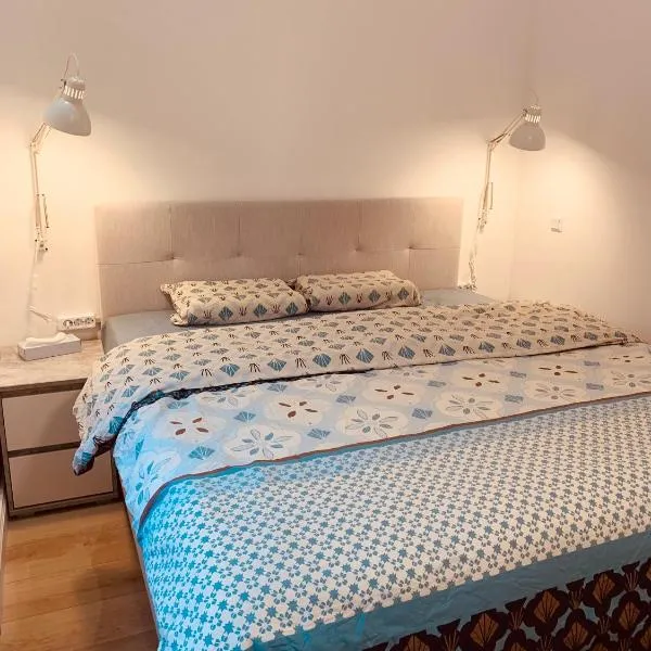 Nice rooms in Beggen house - In Luxembourg city, hotel v Lucembursku