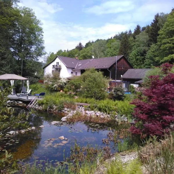 Urlaubspension Die Mühle, hotel v destinaci Schöllnach