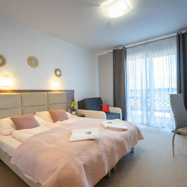 Apartamenty Trzy Sosny Okrzei 1c, hotel ve Sklářské Porubě