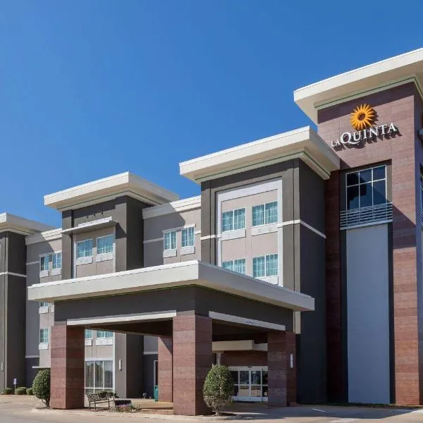 La Quinta Inn & Suites by Wyndham Durant，Calera的飯店