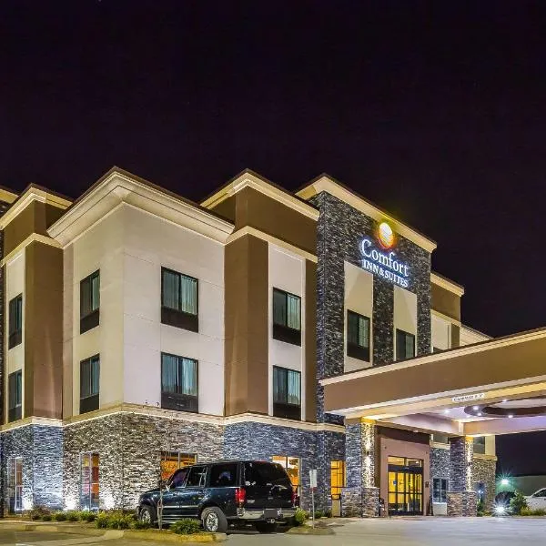 Viesnīca Comfort Inn & Suites Moore - Oklahoma City pilsētā Mūra