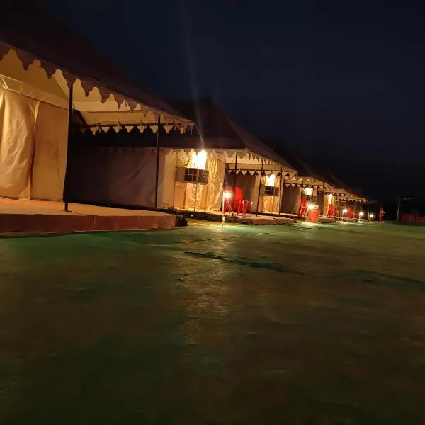 White Desert Camp, hotel in Dhordo