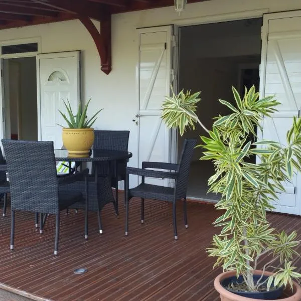 LOCATION T3 SUN HOLLIDAYS TOUT CONFORT, khách sạn ở Sainte-Anne