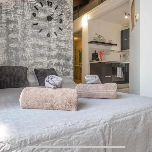 Chalet Mia[Torino centro-Porta Nuova-Museo Egizio], hotel v Turíně