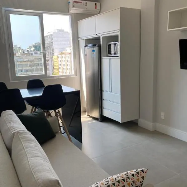 Apartamento reformado, tudo novo, Copa-Ipanema