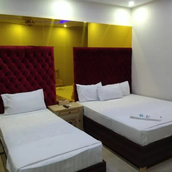 Dove Inn Hotel, johar Town, nearest Shoukat Khanum Hospital LHR、Kānjraのホテル