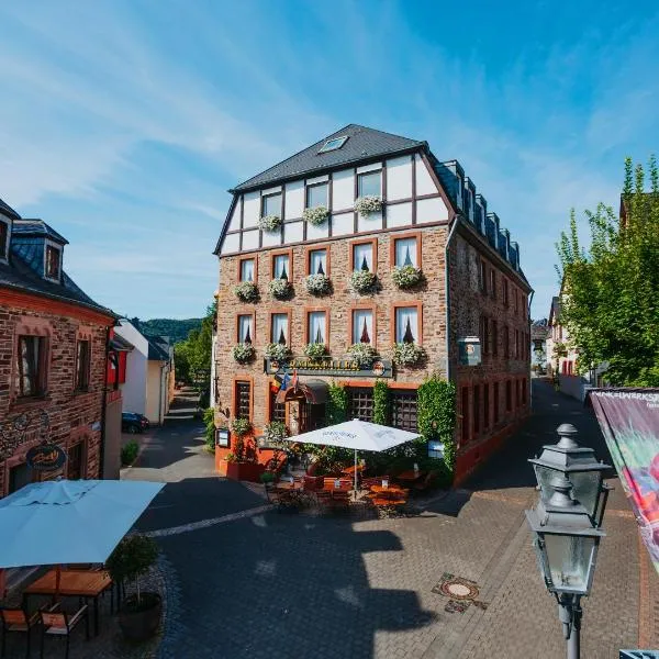 RATSKELLER Hotel & Restaurant, khách sạn ở Kröv