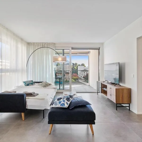 Apartment LocTowers A4-4-4 by Interhome, hotel din Locarno