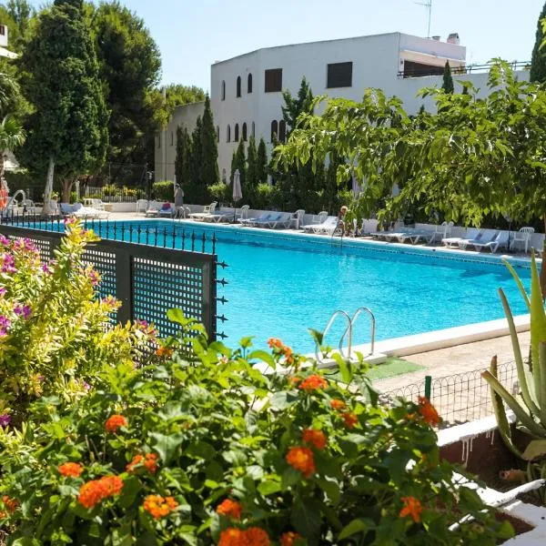 Apartamentos Arcos I Superior Casa Azahar – hotel w mieście Alcossebre