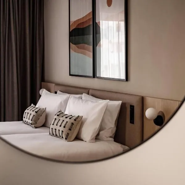 Strand Suites by NEU Collective, hotel in Il-Gżira