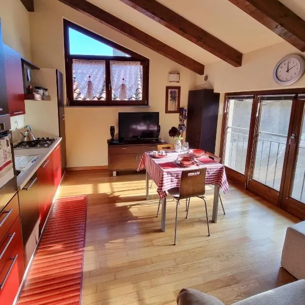Saluzzo Historic Center Apartment, hotel in Saluzzo