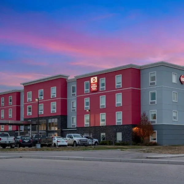 Best Western Plus Airport Inn & Suites, hotel v destinaci Saskatoon