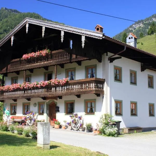 Bauernhof Hamberger Hof, hotel in Sachrang