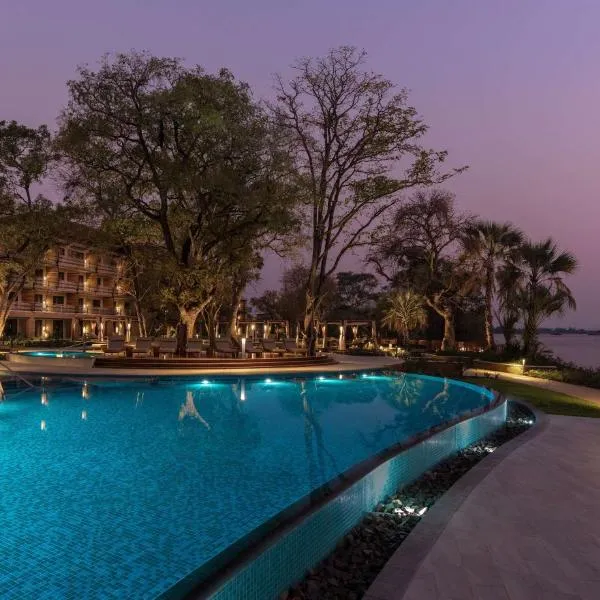 Radisson Blu Mosi-oa-Tunya Livingstone Resort, hotel en Livingstone