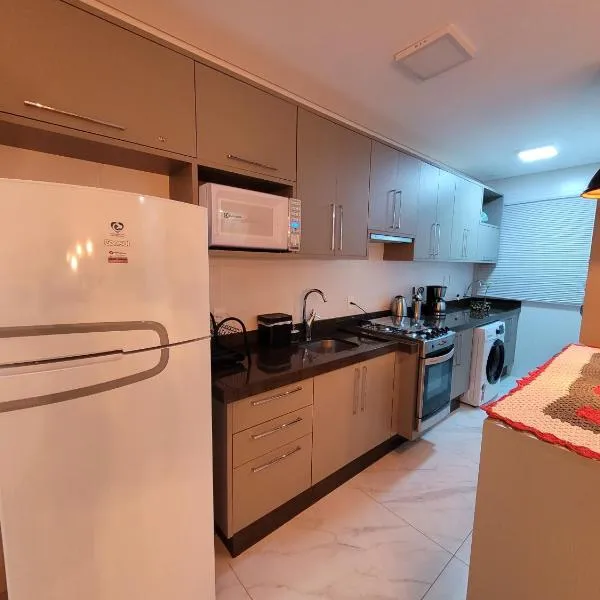 Apartamento Florianópolis Canasvieiras, hotel in Florianópolis