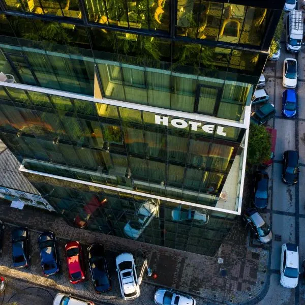 Hotel Green Glass, khách sạn ở Batumi