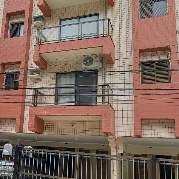 Apartamento Climatizado a 150 Metros da Praia