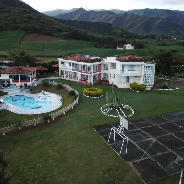 Finca tres colinas, hotel sa La Unión