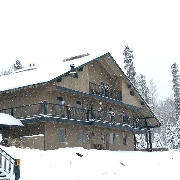 Hideaway Mountain Lodge, отель в городе Грэнби