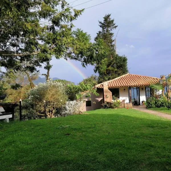 Finca Verde Vivo、Tenaのホテル