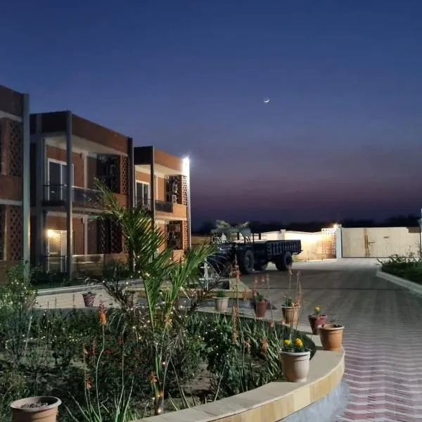 InnBox Farmstay - Rajpura Punjab, hotel din Banūr