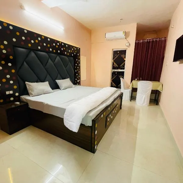 Hotel green park, hotell i Jabalpur