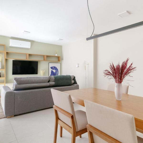 Tabas Maravilhoso apê 2 quartos Ipanema IP0052