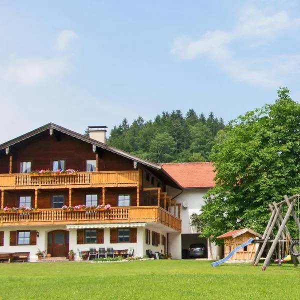 Bauernhof Ertlhof, hotel en Sachrang
