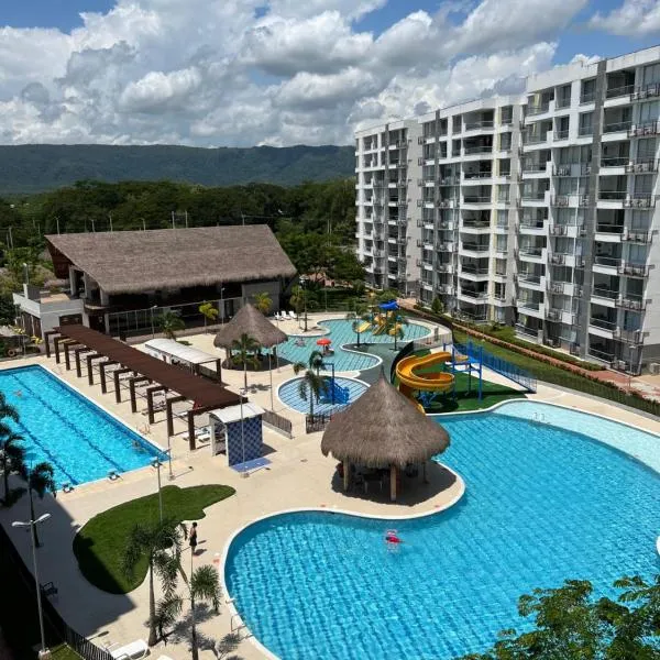 Espectacular apartamento en Condominio con BBQ, hotel v destinaci Ricaurte