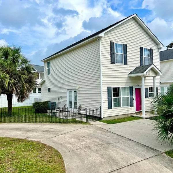 Lovely Home Near Myrtle Beach, khách sạn ở Myrtle Beach