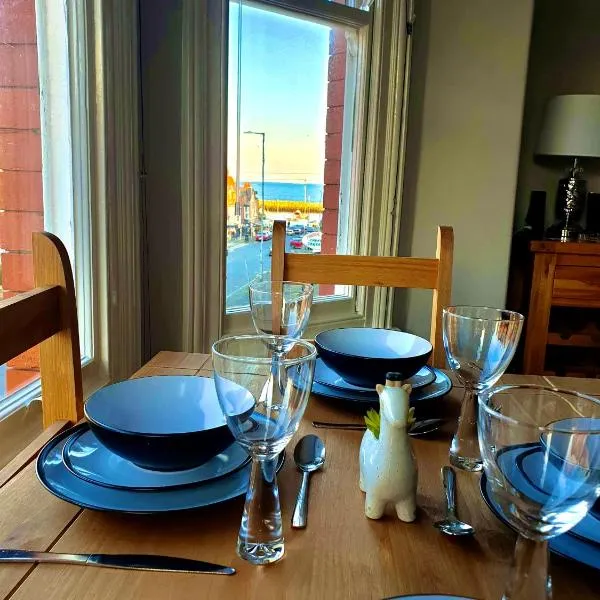 Harbour View Apartment, hotel en Llandrillo-yn-Rhôs