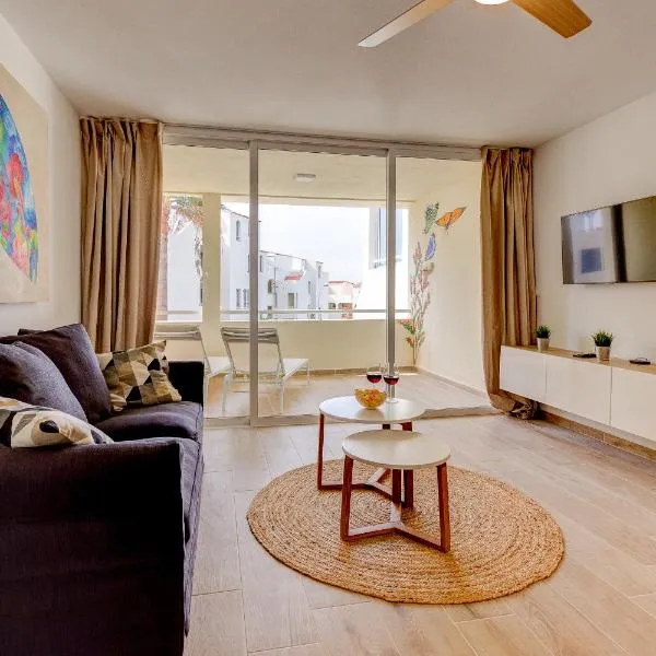 The butterflies of Sueno Azul, hotel in Callao Salvaje