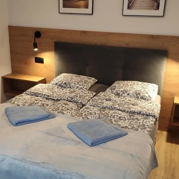 Viesnīca Apartament BURSZTYN pilsētā Darlovka