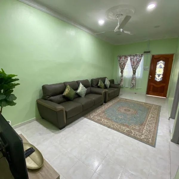 Green Home Homestay Melaka, ξενοδοχείο σε Masjid Tanah