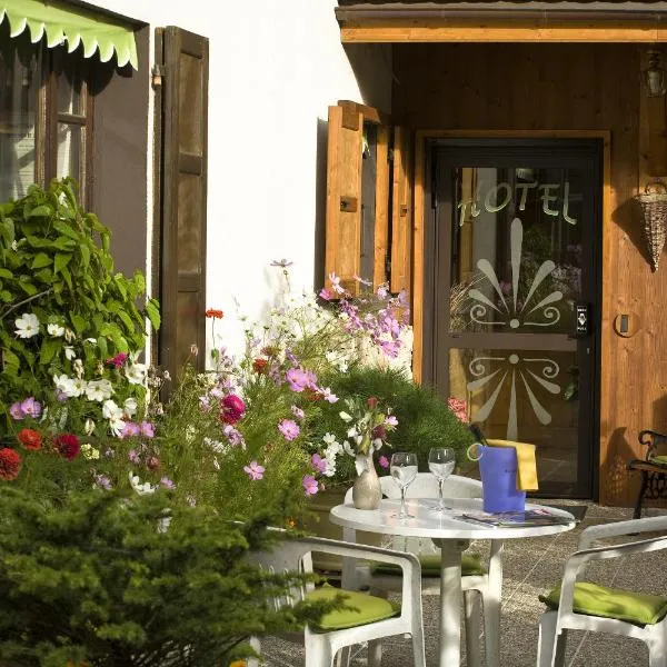 Hôtel Auberge Du Morge, hotel v destinaci Les Échelles