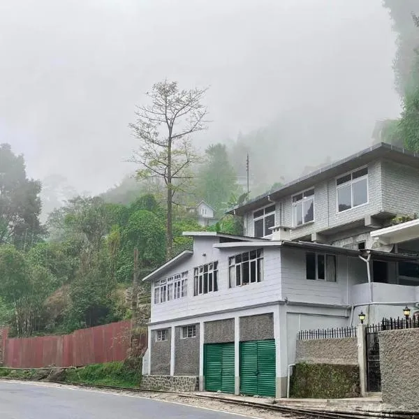 Williams Homestay, hotel v destinaci Kurseong