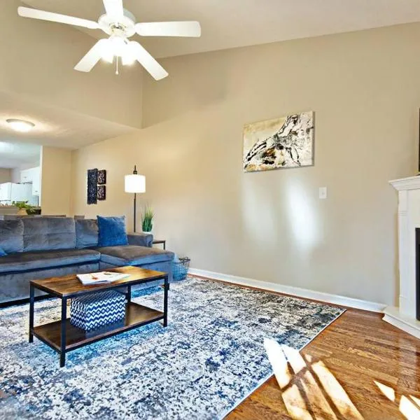 The Home Place & Prime Location Near I-20, hotel v destinaci Martinez