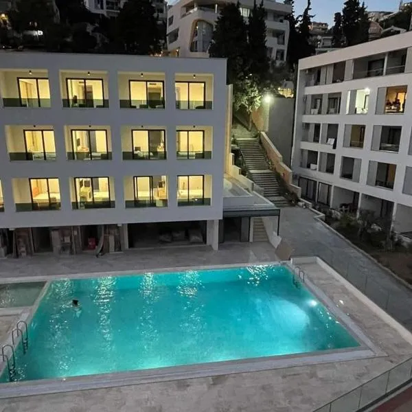 Premium - Dragovic apartments、ウルツィニのホテル
