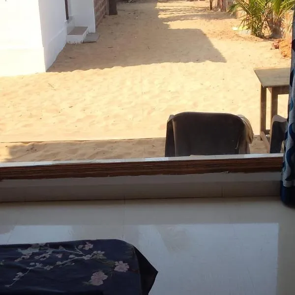 Gajananstay Beach facing Rooms Indians only: Gokarn şehrinde bir otel