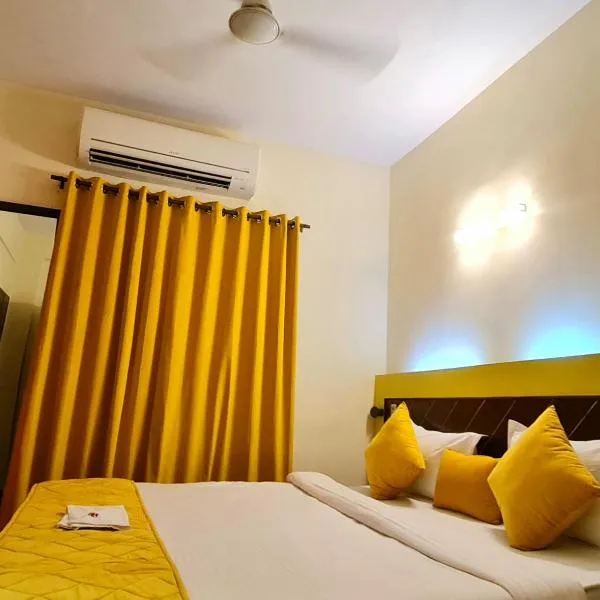 Ronaldos Hotel & Restaurants Baga, hotel in Old Goa