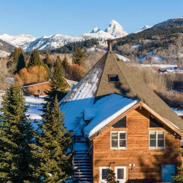 Teton Teepee Lodge, hotell i Victor