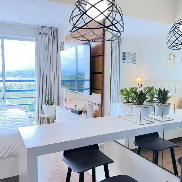 Studio with mountain view, near Limketkai mall in Prime Cagayan de Oro, hotel v mestu Cagayan de Oro