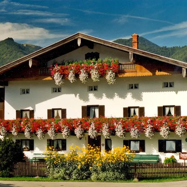 Bauernhof Daurerhof, hotel v destinaci Aschau im Chiemgau