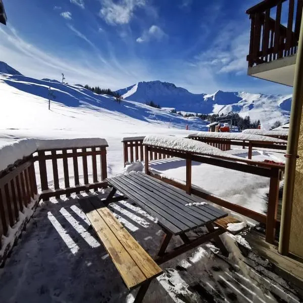 Appartement ski au pied 5-6 personnes La plagne tarentaise, hôtel à Plagne Villages