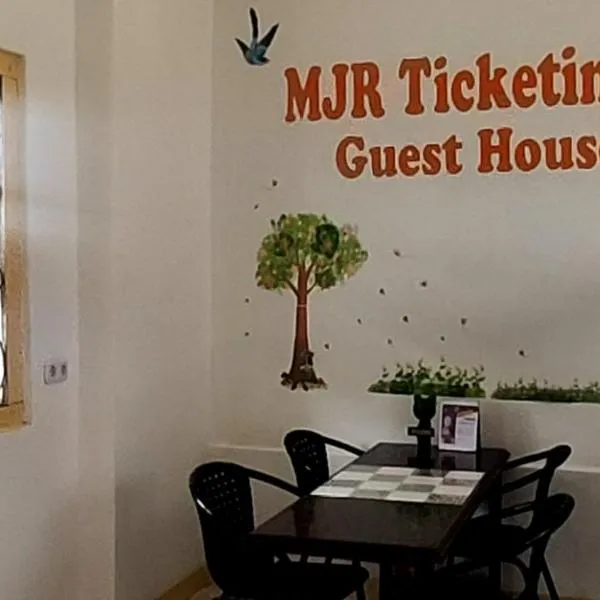 MJR Ticketing Guest House, hotel di Wado
